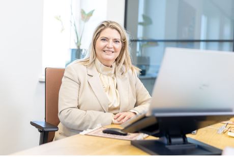 Medewerkster Pantein Extra Medewerkster Pantein Extra